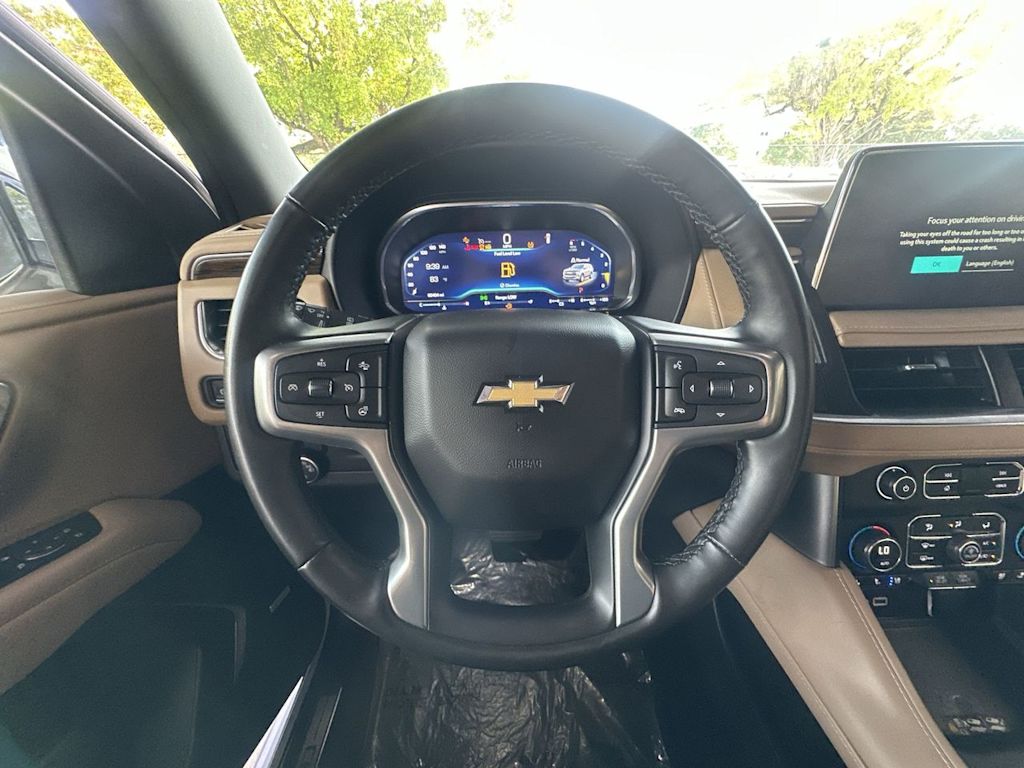 Thumbnail: 2024 Chevrolet Suburban - 9