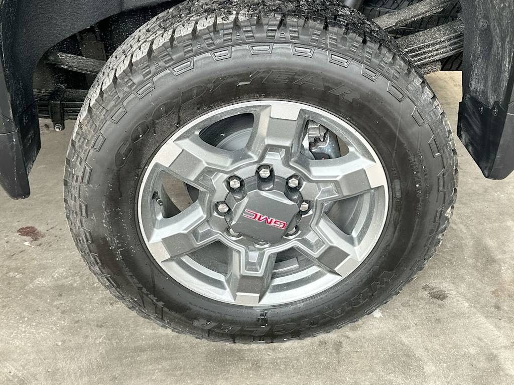 Thumbnail: 2026 GMC Sierra 2500 - 8