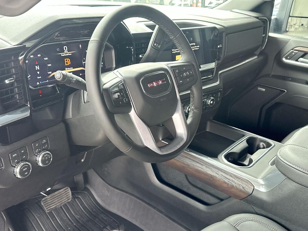 Thumbnail: 2026 GMC Sierra 2500 - 2