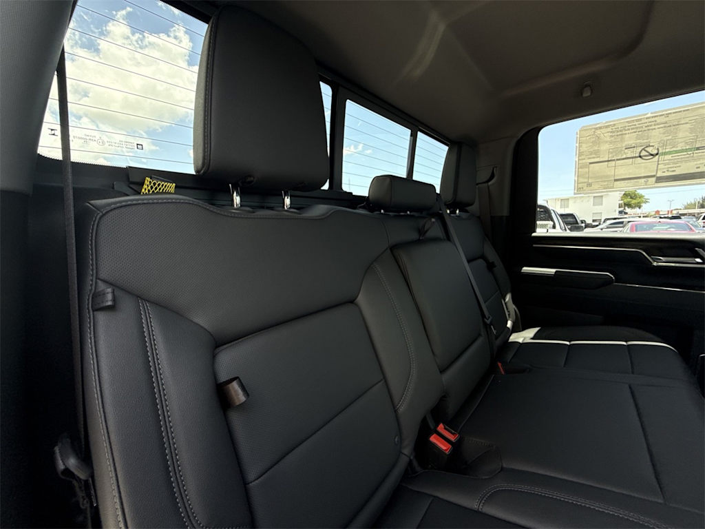 Thumbnail: 2025 GMC Sierra 2500 - 27