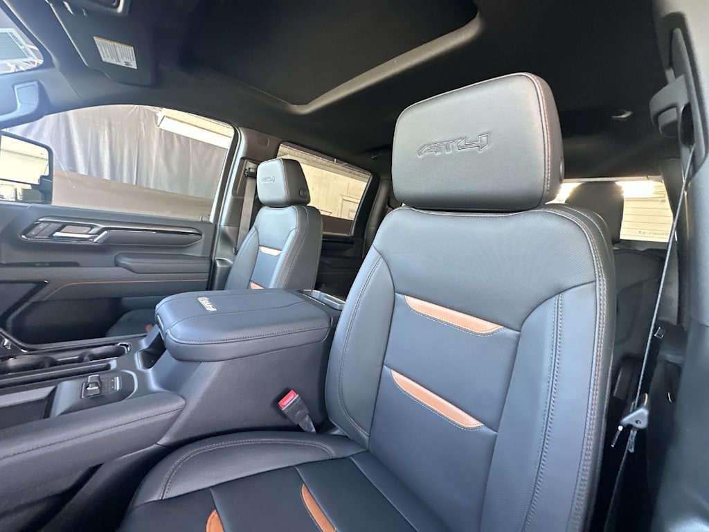 Thumbnail: 2026 GMC Sierra 2500 - 8