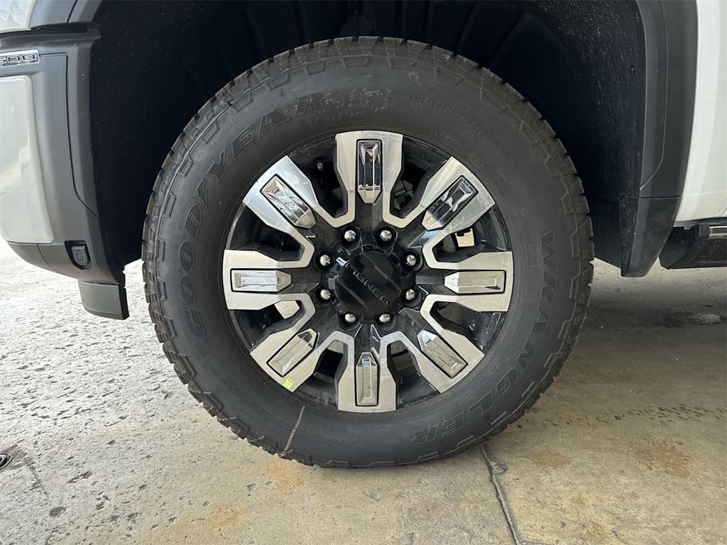 Thumbnail: 2025 GMC Sierra 2500 - 7