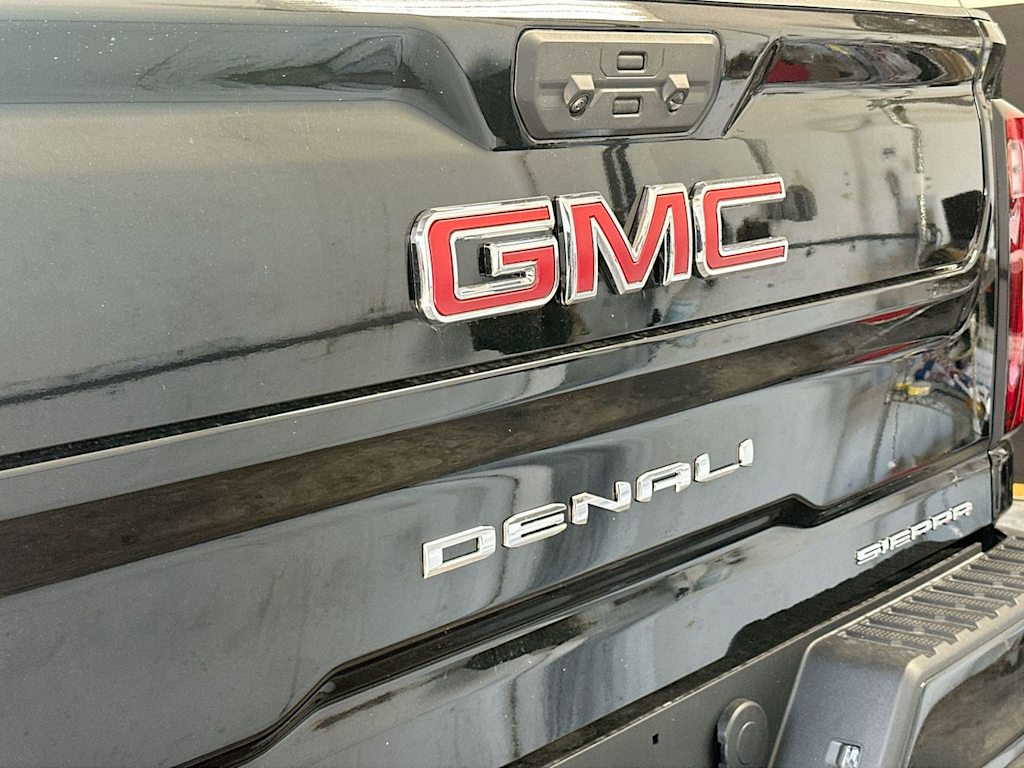 Thumbnail: 2026 GMC Sierra 2500 - 21