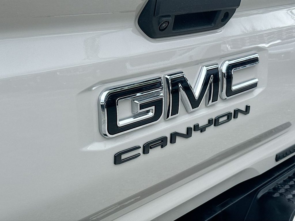 Thumbnail: 2026 GMC Canyon - 7