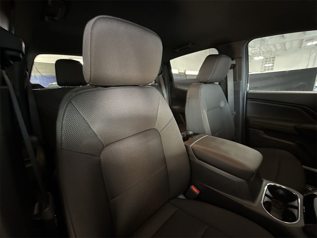 Thumbnail: 2025 GMC Canyon - 29