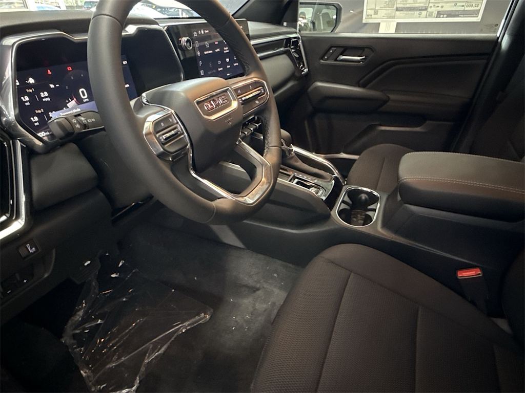 Thumbnail: 2025 GMC Canyon - 2