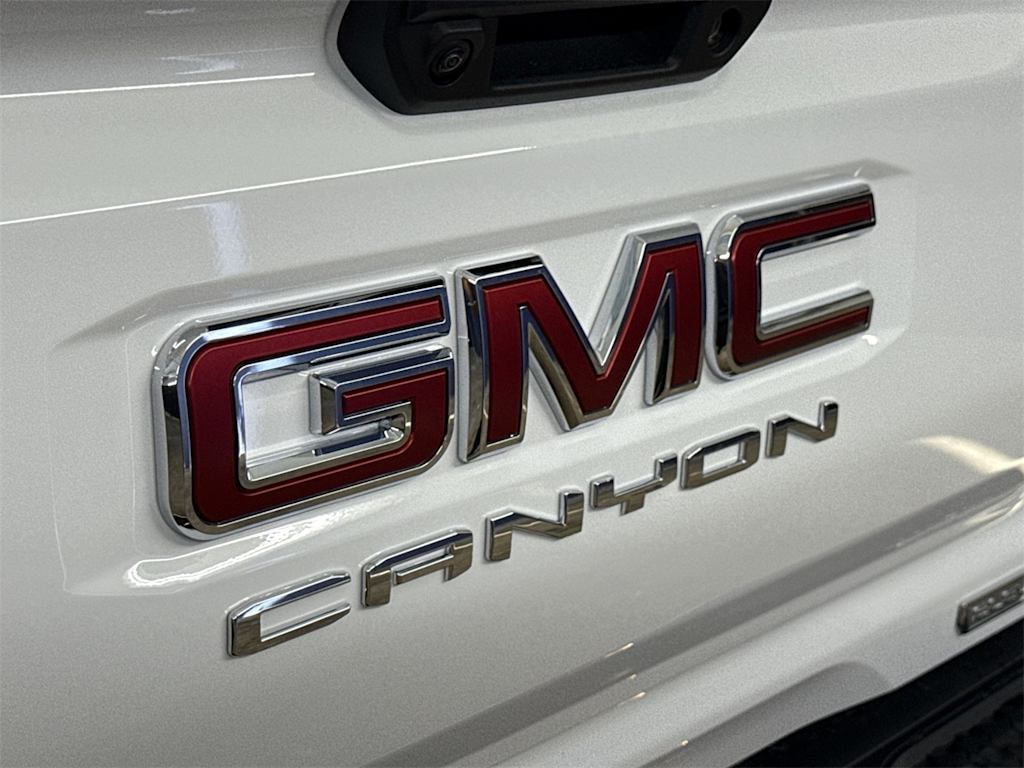 Thumbnail: 2025 GMC Canyon - 7