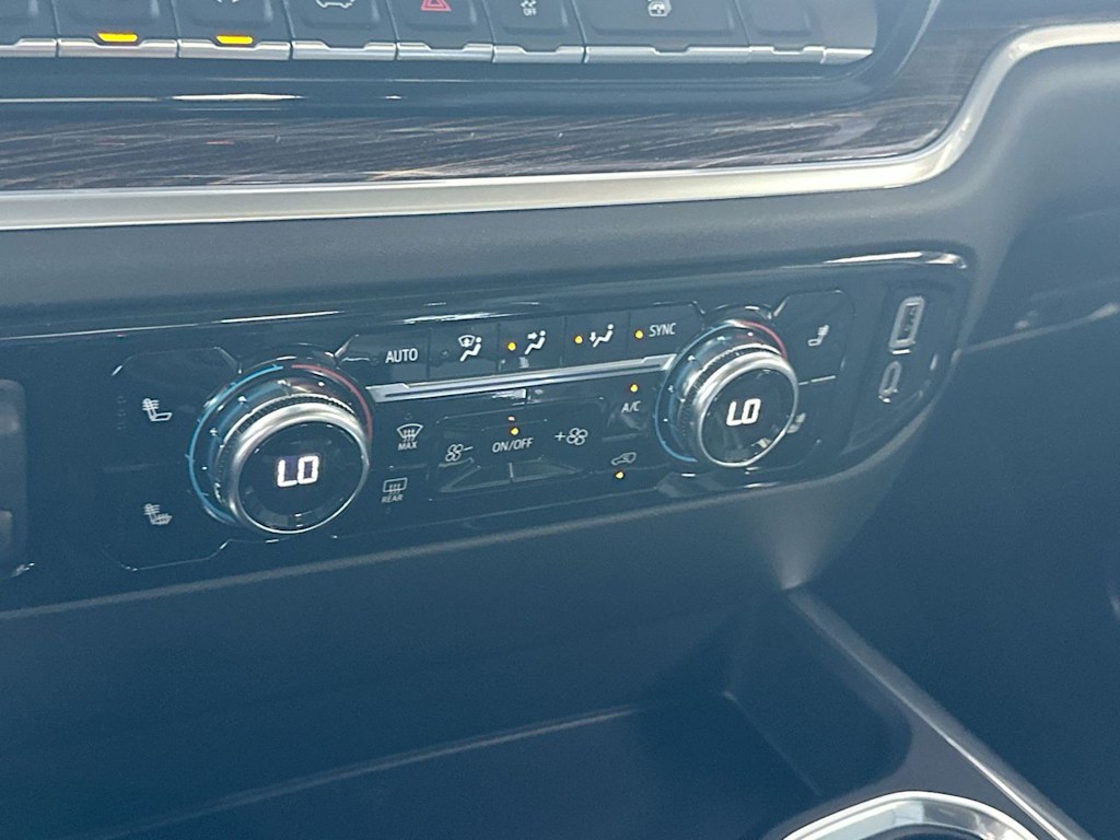 Thumbnail: 2026 GMC Sierra 1500 - 26