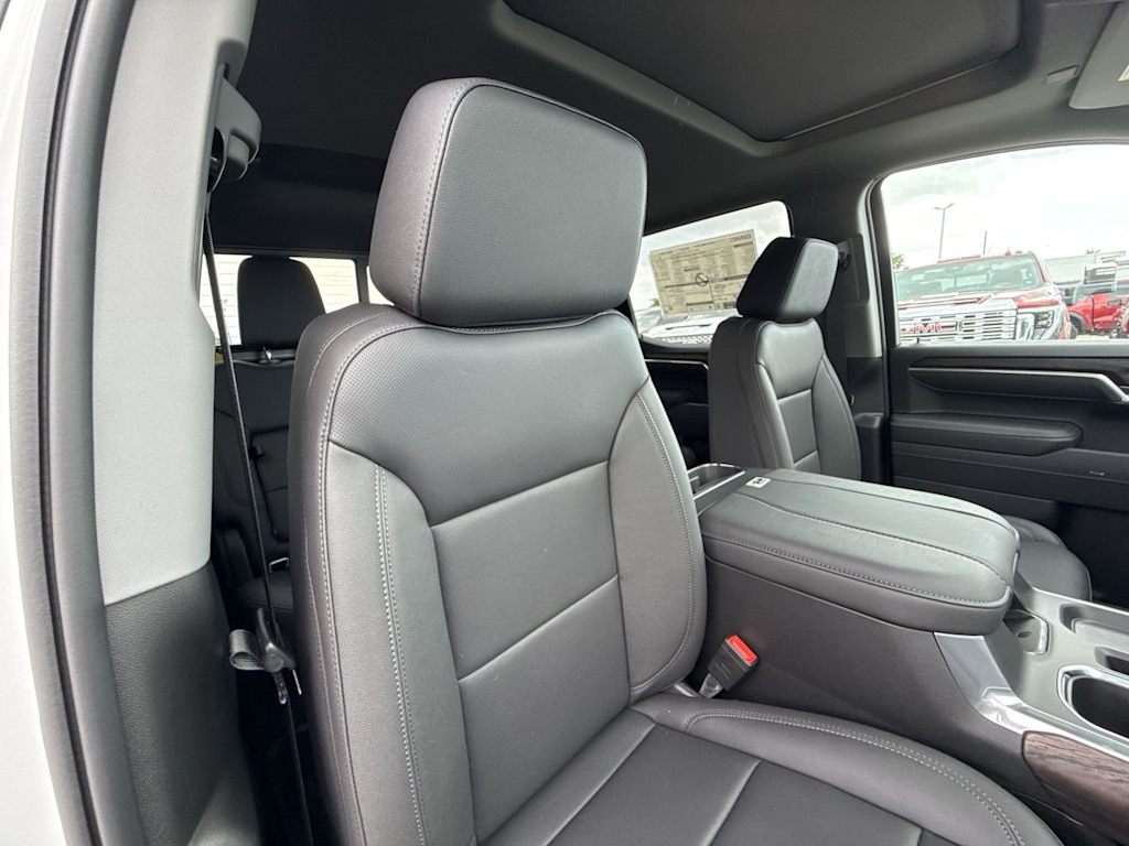 Thumbnail: 2026 GMC Sierra 1500 - 12
