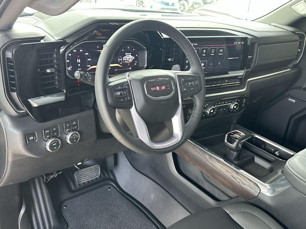 Thumbnail: 2026 GMC Sierra 1500 - 2