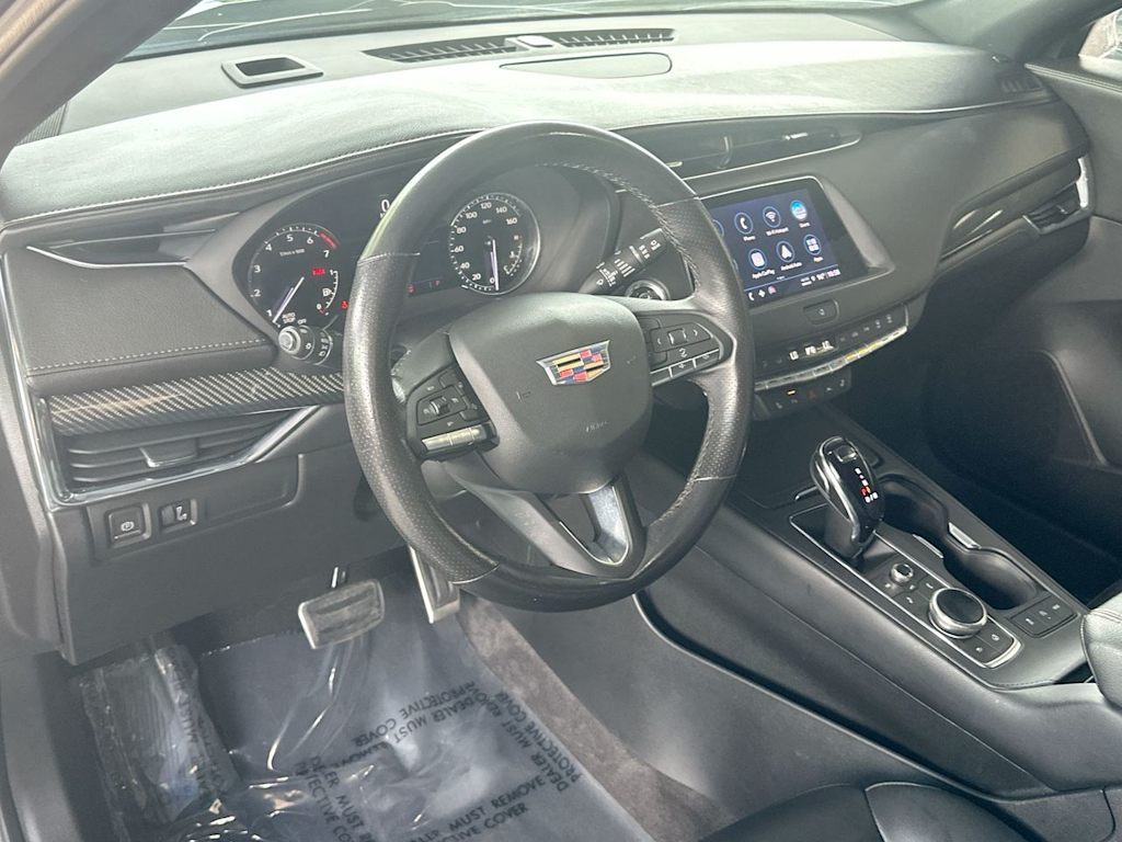 Thumbnail: 2023 Cadillac XT4 - 2