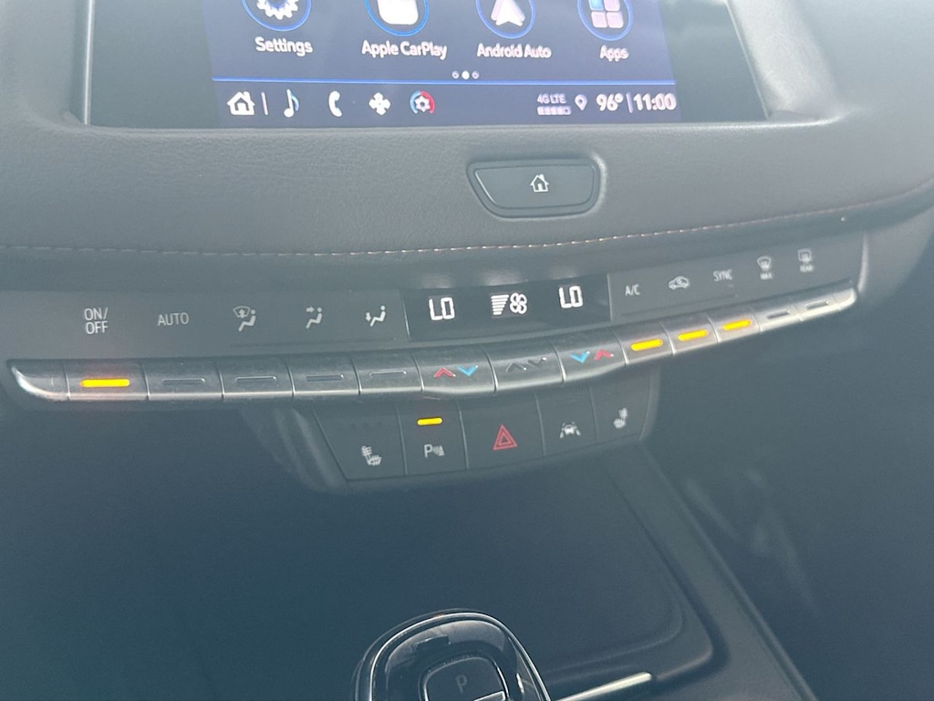 Thumbnail: 2023 Cadillac XT4 - 27