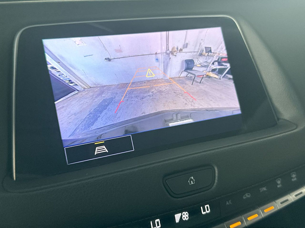 Thumbnail: 2023 Cadillac XT4 - 26