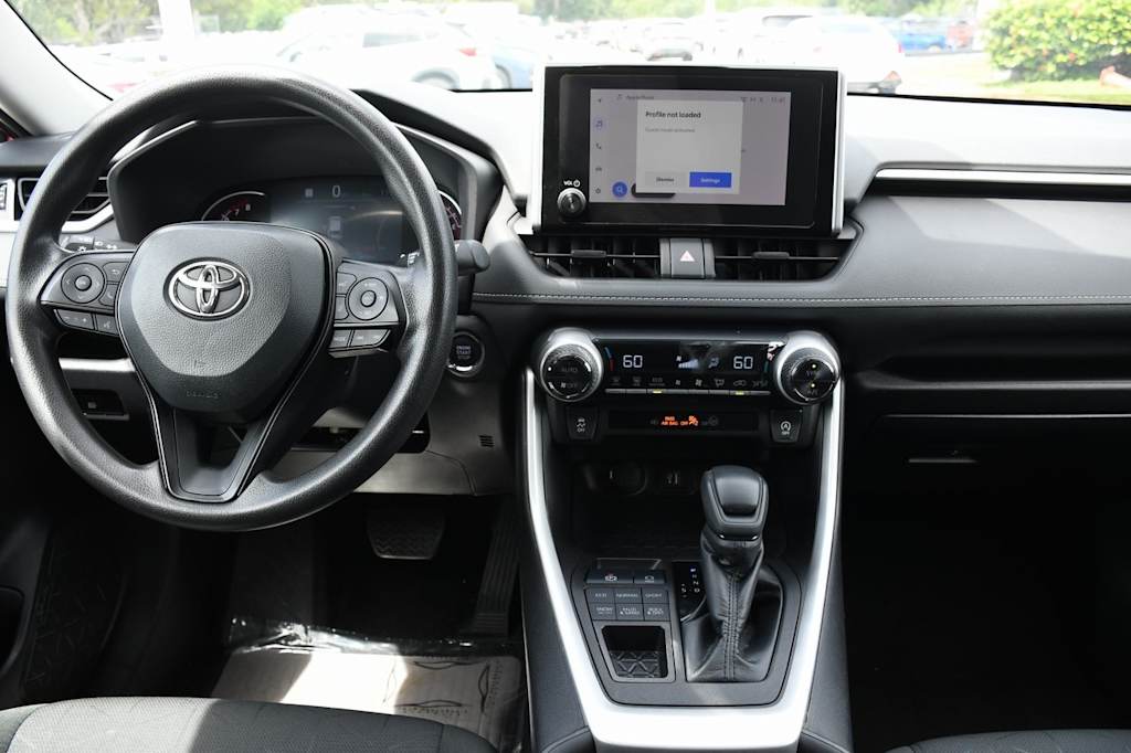 2023 Toyota RAV4 XLE 10