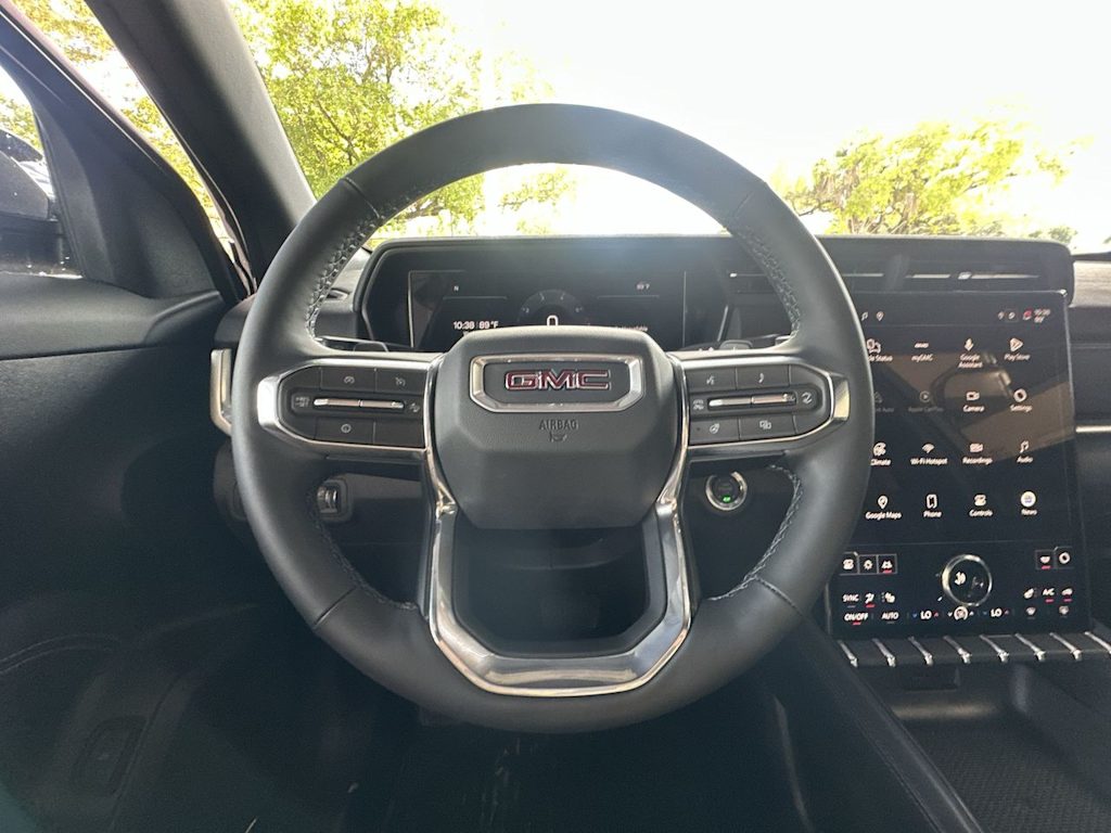 Thumbnail: 2027 GMC Terrain - 9