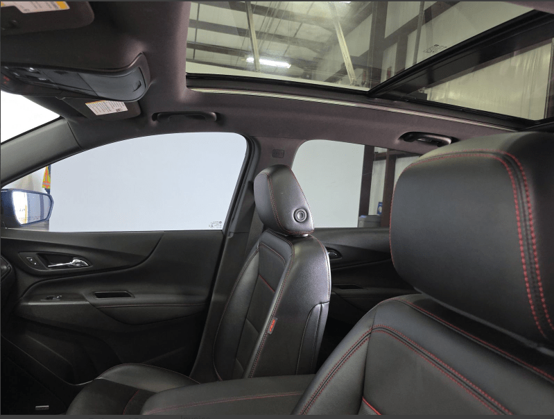 Thumbnail: 2023 Chevrolet Equinox - 4