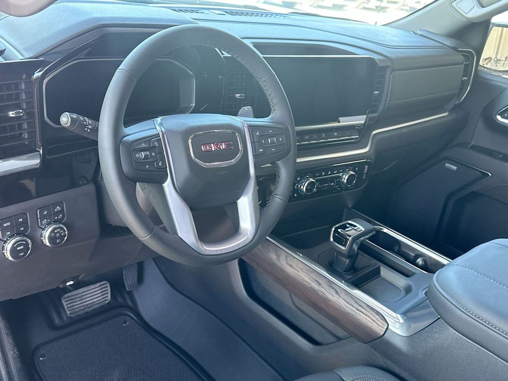 Thumbnail: 2026 GMC Sierra 1500 - 2