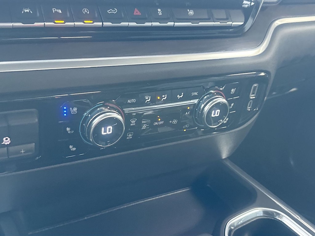Thumbnail: 2026 GMC Sierra 1500 - 26