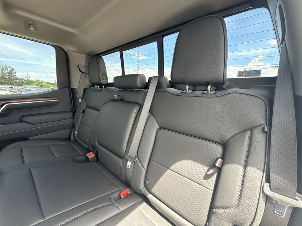 Thumbnail: 2025 GMC Sierra 1500 - 13