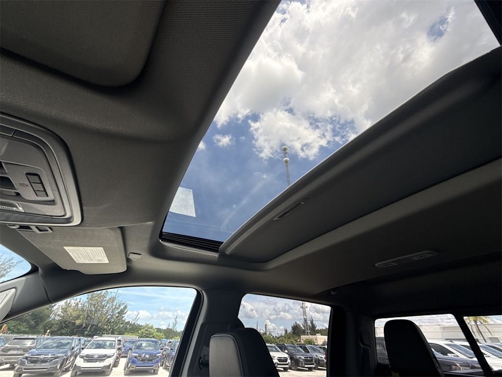 Thumbnail: 2025 GMC Sierra 1500 - 23