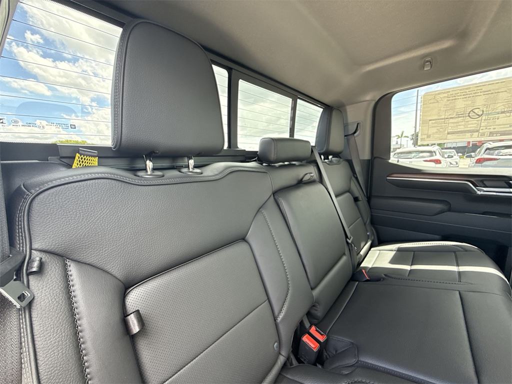 Thumbnail: 2025 GMC Sierra 1500 - 27