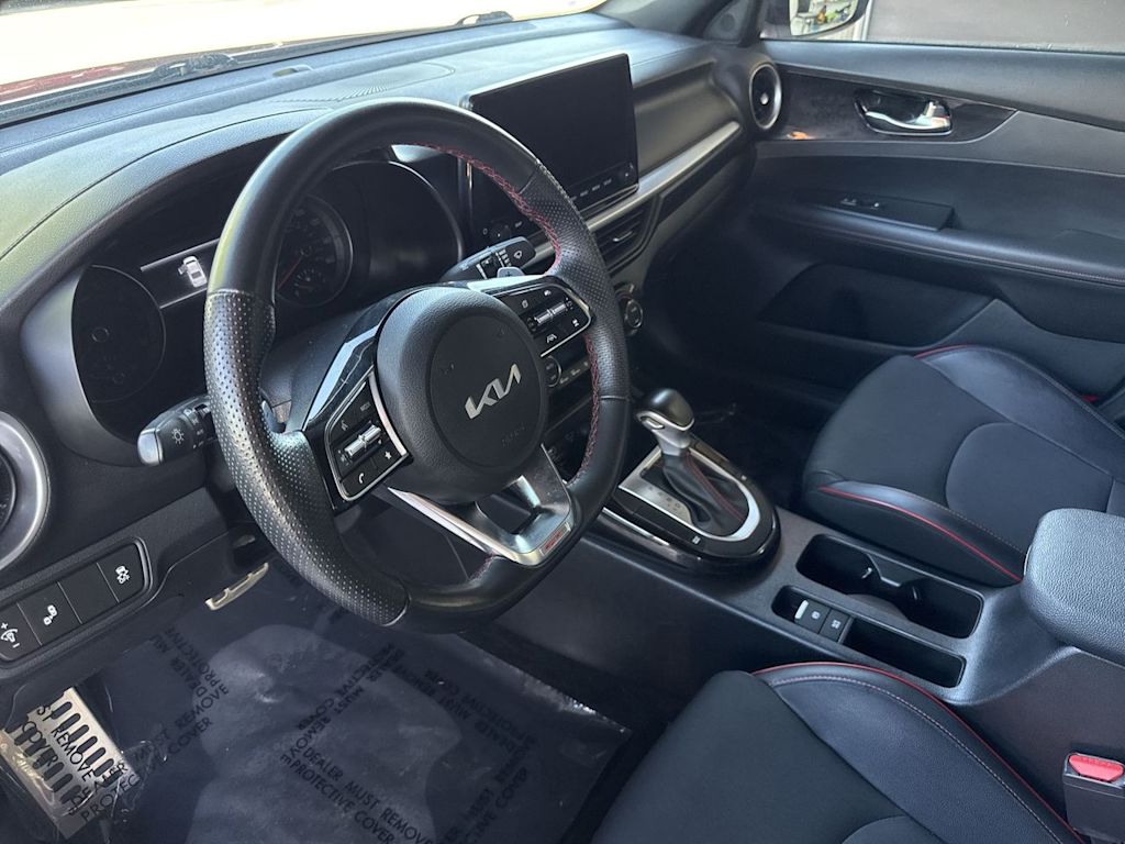 Thumbnail: 2023 Kia Forte - 2