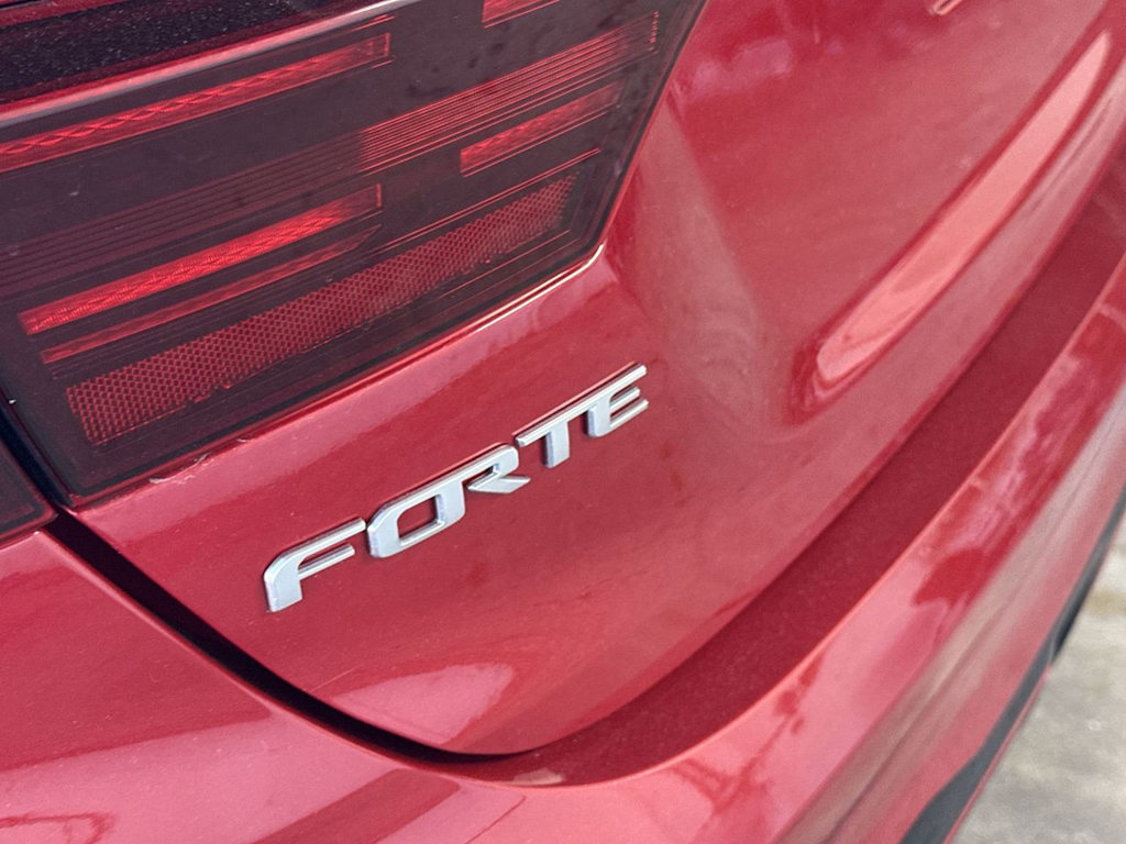 Thumbnail: 2023 Kia Forte - 6