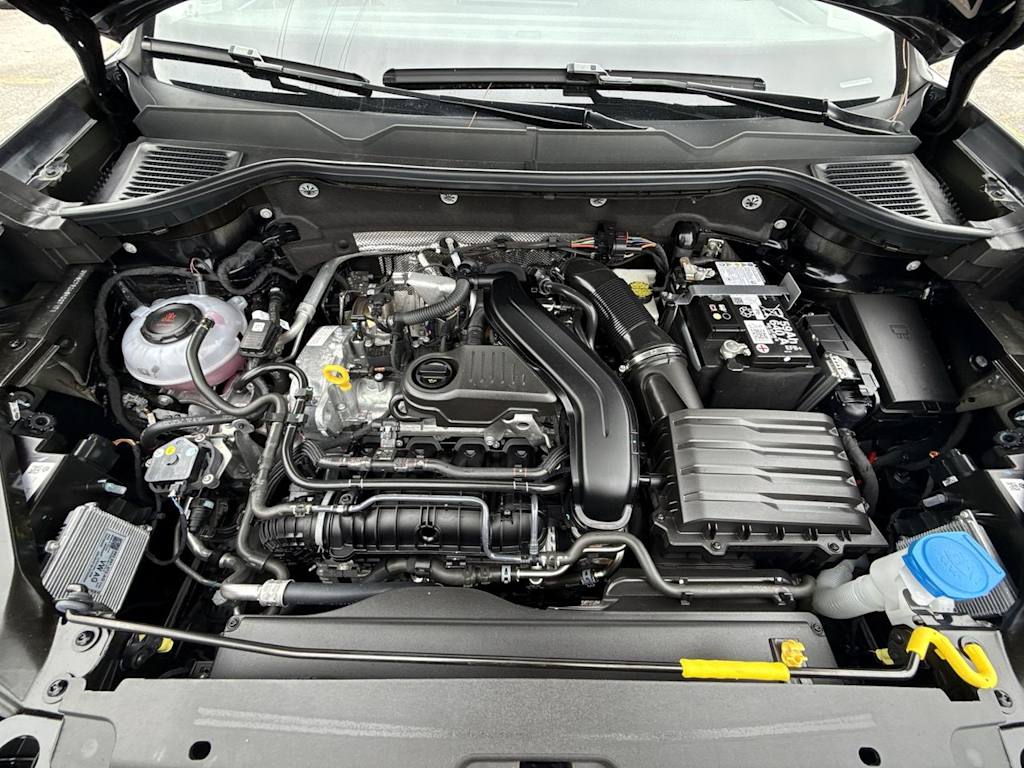 Thumbnail: 2025 Volkswagen Taos - 7