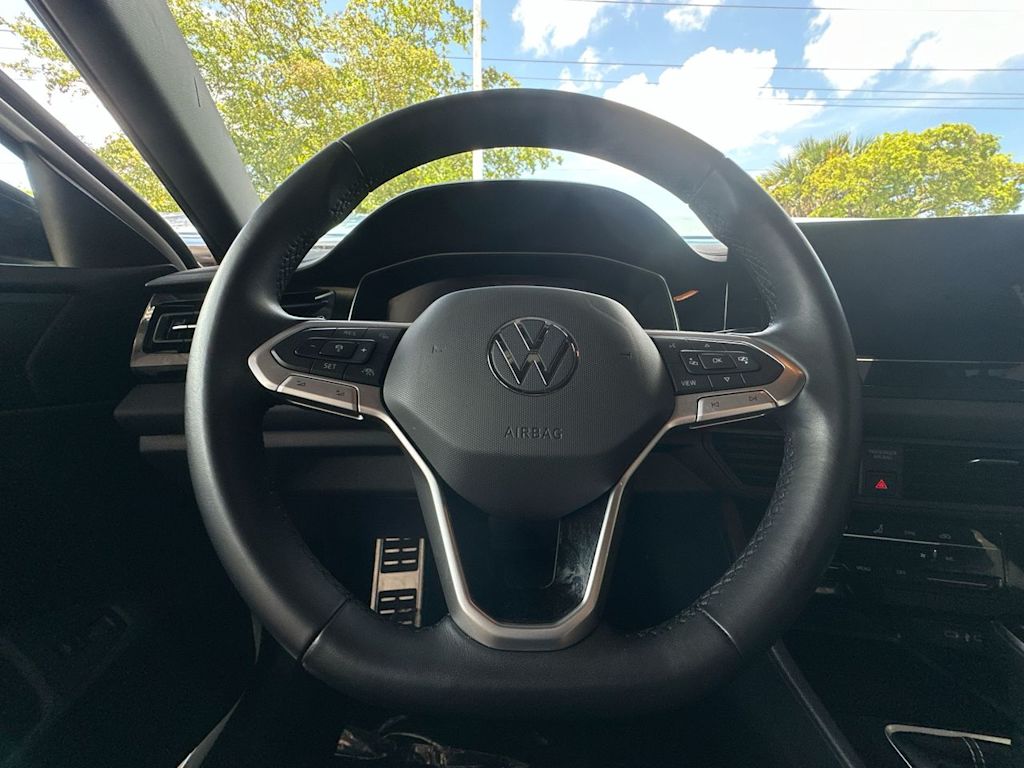 Thumbnail: 2025 Volkswagen Jetta - 10