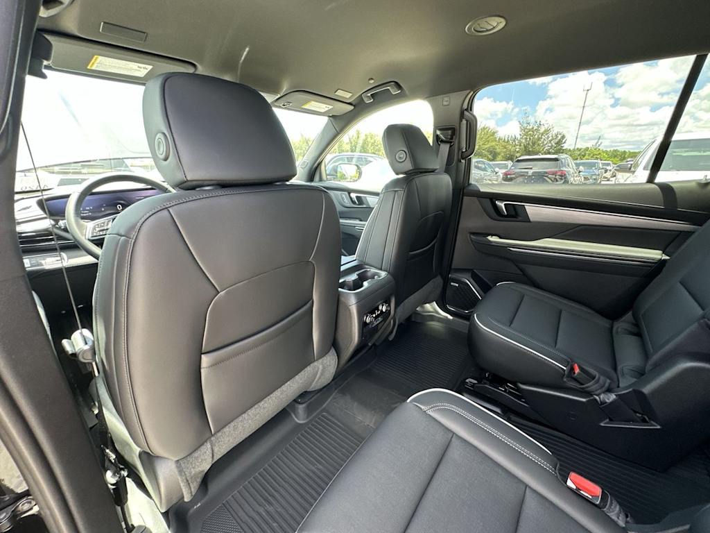 Thumbnail: 2026 Buick Enclave - 28