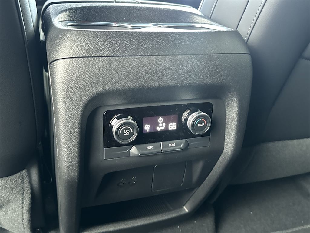 Thumbnail: 2025 Buick Enclave - 28