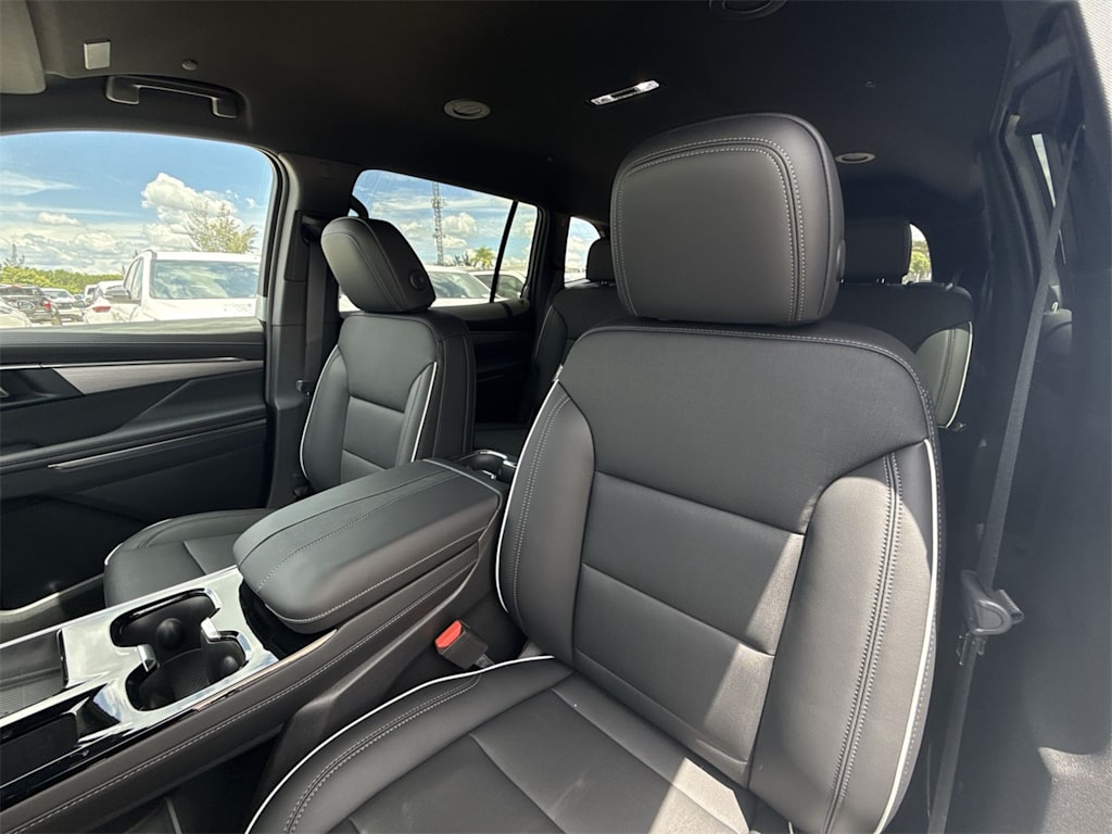 Thumbnail: 2025 Buick Enclave - 11