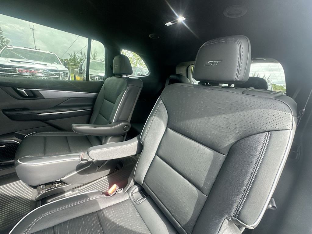 Thumbnail: 2026 Buick Enclave - 12