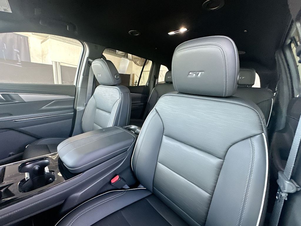Thumbnail: 2026 Buick Enclave - 10