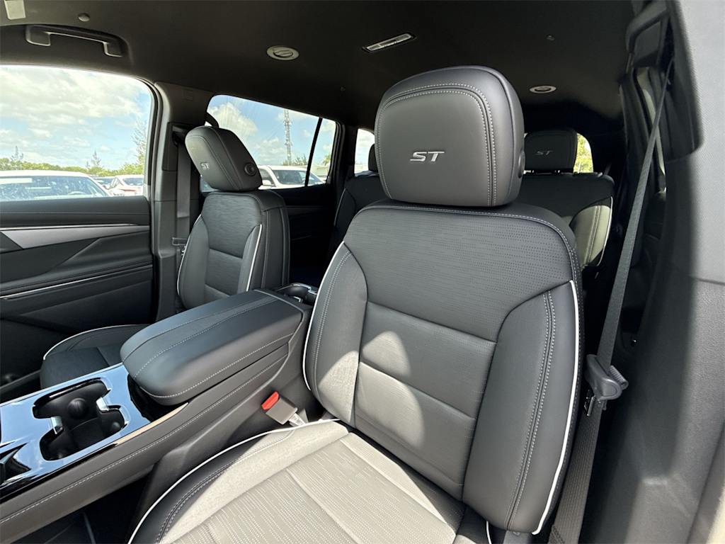 Thumbnail: 2025 Buick Enclave - 11