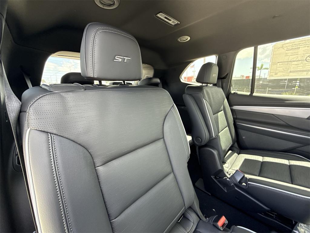 Thumbnail: 2025 Buick Enclave - 26