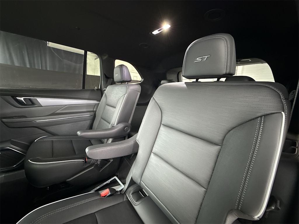 Thumbnail: 2025 Buick Enclave - 12