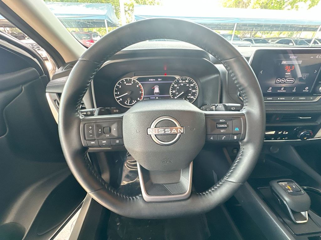Thumbnail: 2025 Nissan Rogue - 10