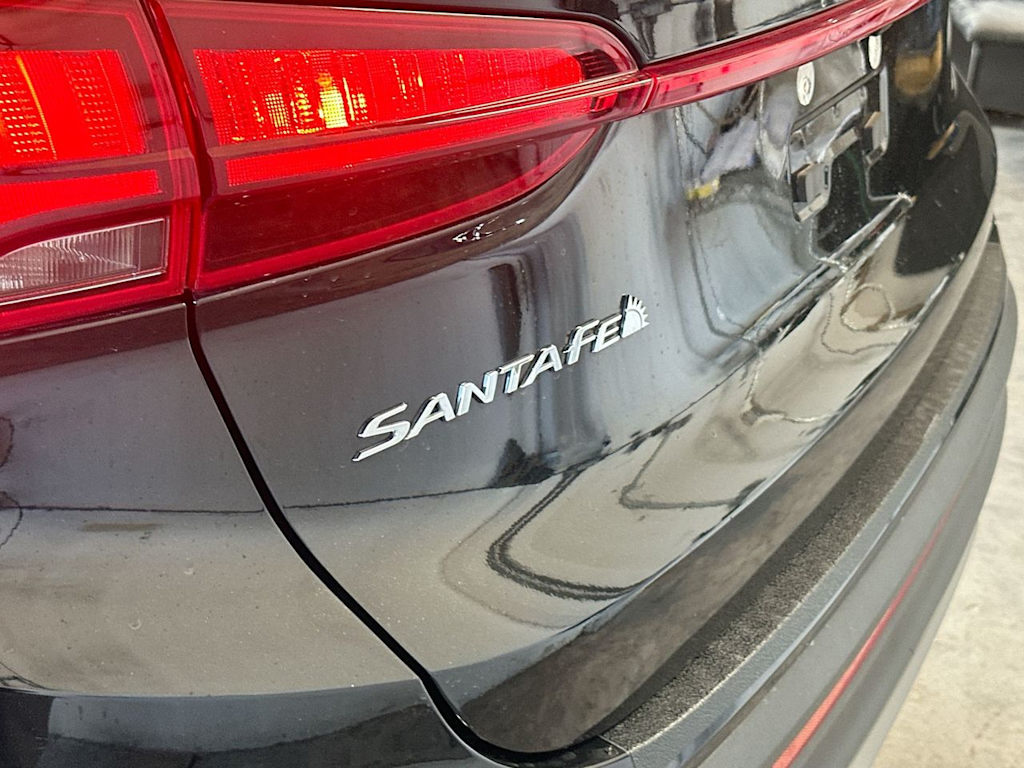 Thumbnail: 2023 Hyundai Santa Fe - 22