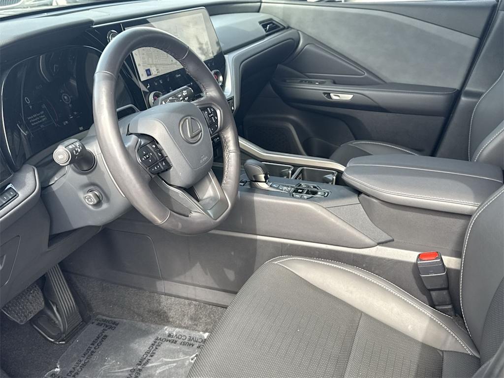 Thumbnail: 2025 Lexus TX - 2