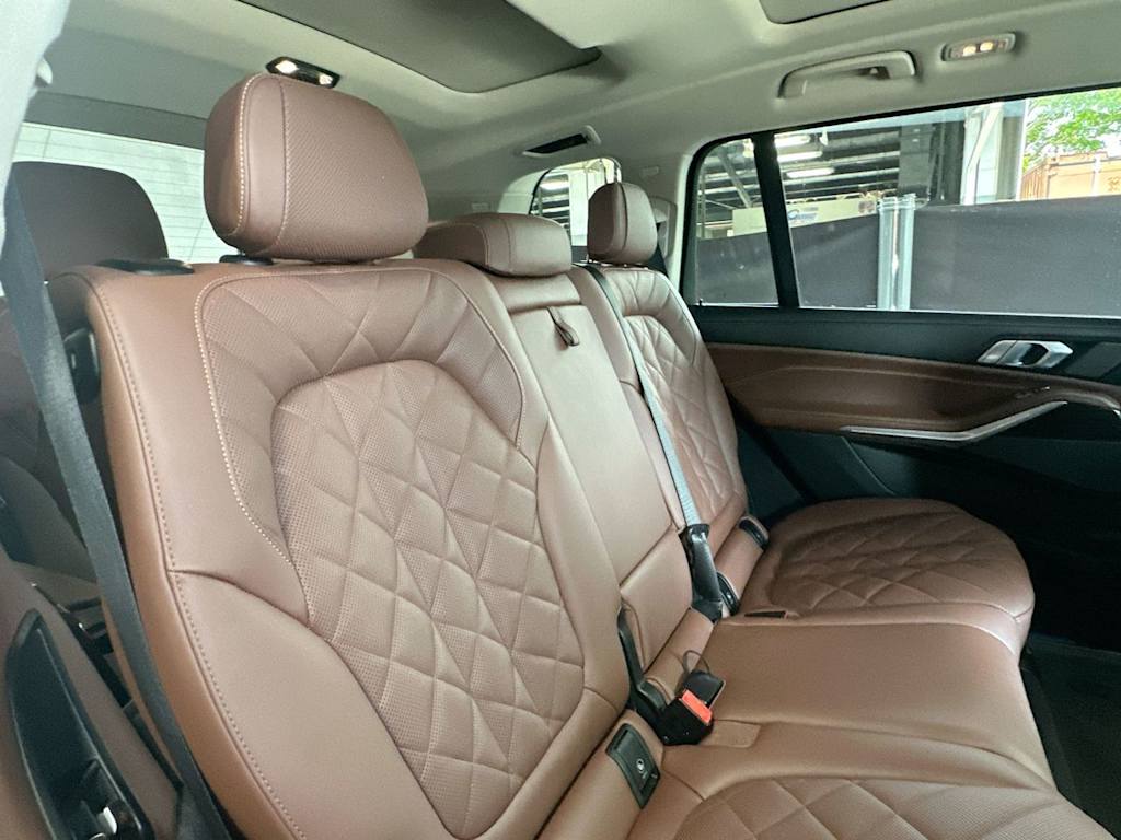 Thumbnail: 2024 BMW X7 - 28