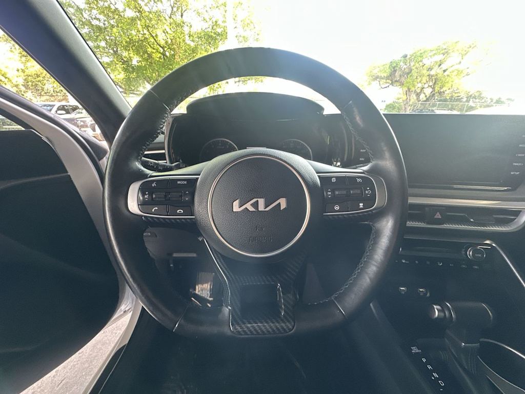 Thumbnail: 2023 Kia K5 - 10
