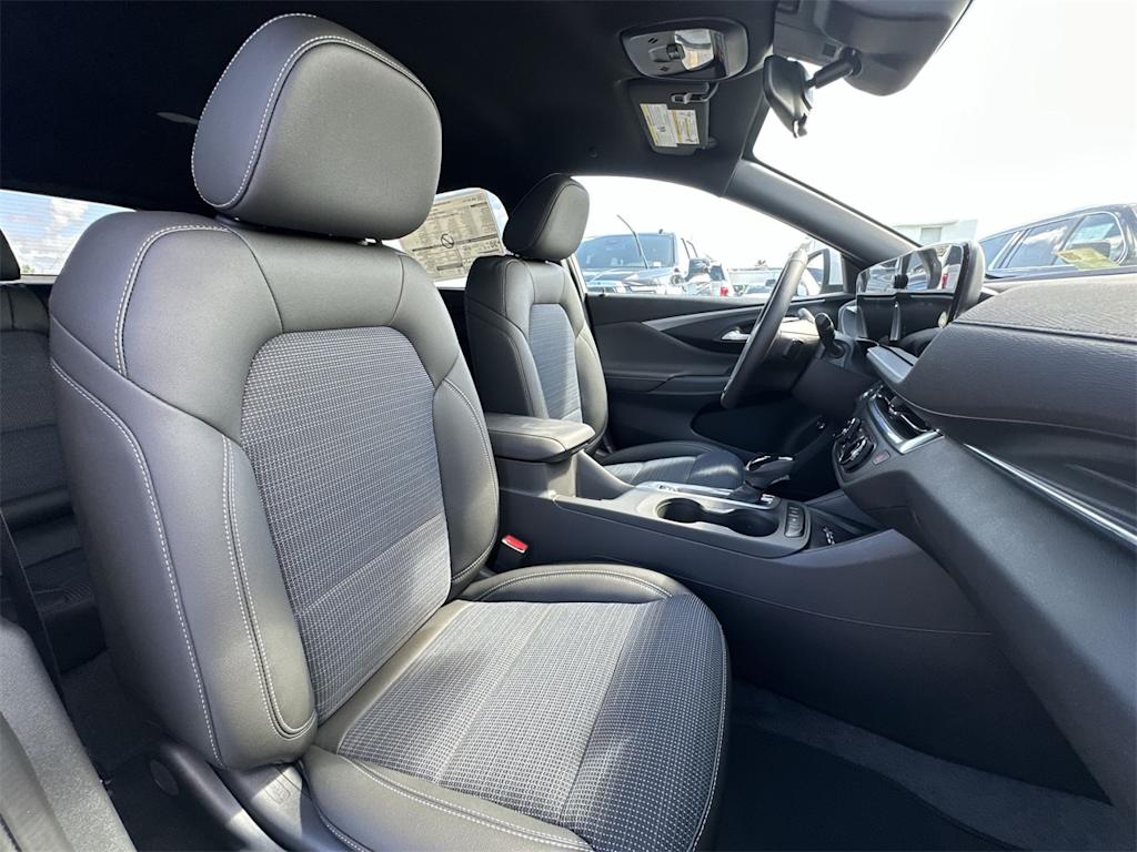 Thumbnail: 2025 Buick Envista - 12