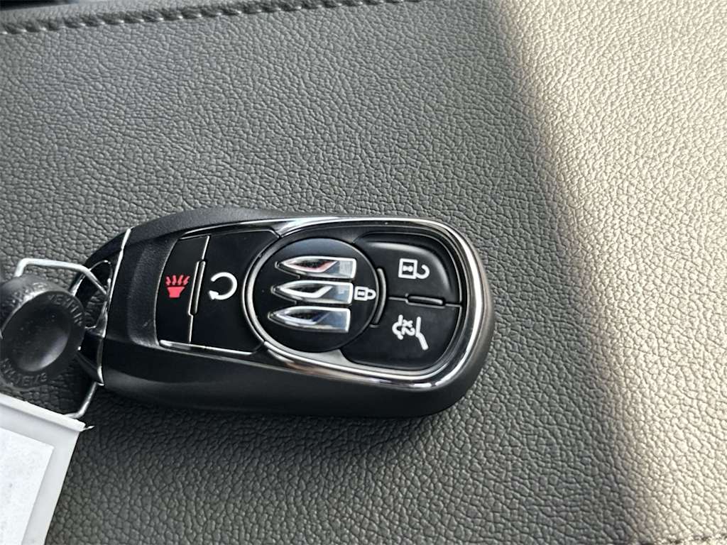 Thumbnail: 2025 Buick Envista - 19