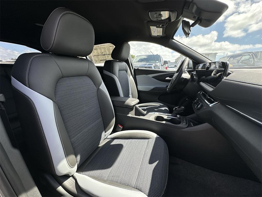 Thumbnail: 2025 Buick Envista - 12