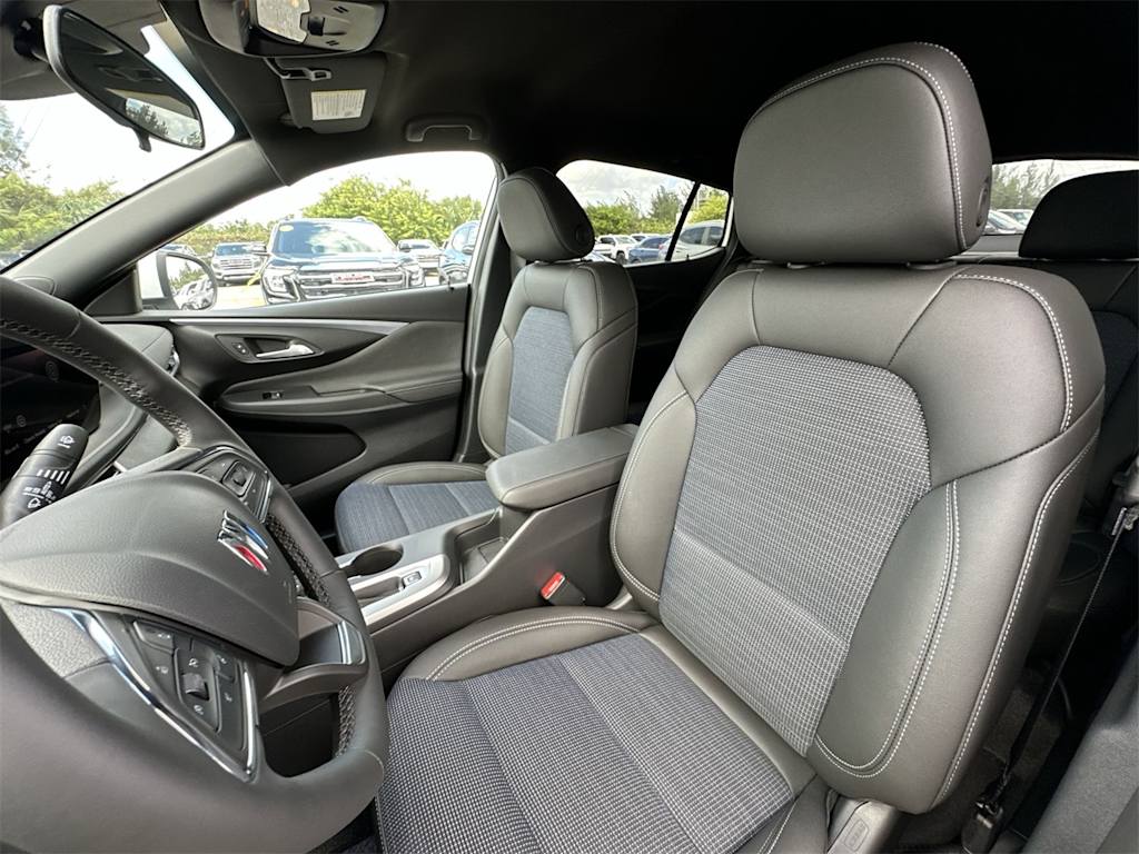 Thumbnail: 2025 Buick Envista - 12