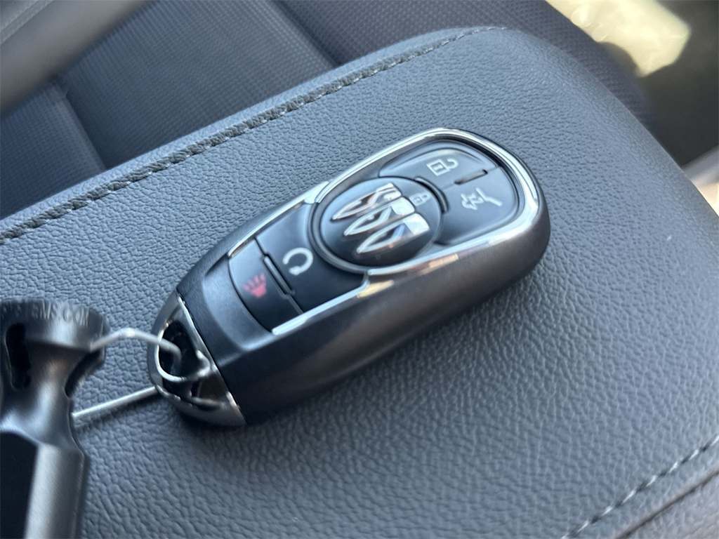 Thumbnail: 2025 Buick Envista - 18