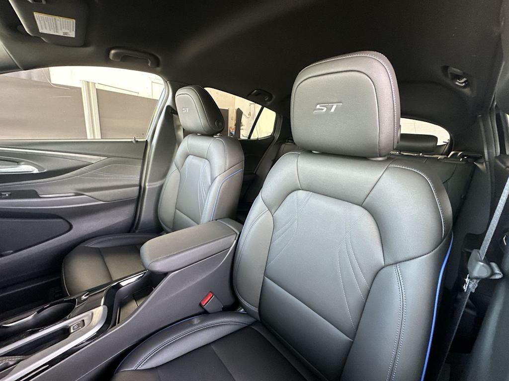 Thumbnail: 2026 Buick Envista - 10
