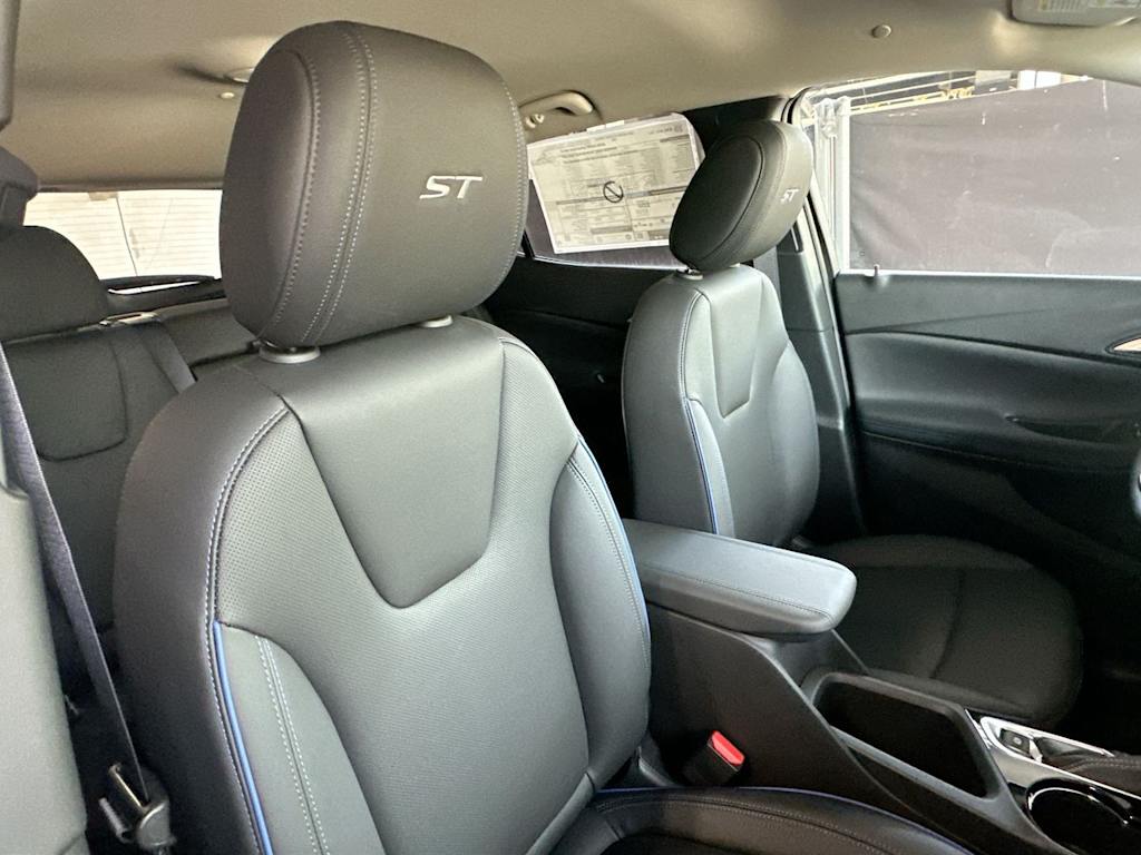 Thumbnail: 2026 Buick Encore GX - 28