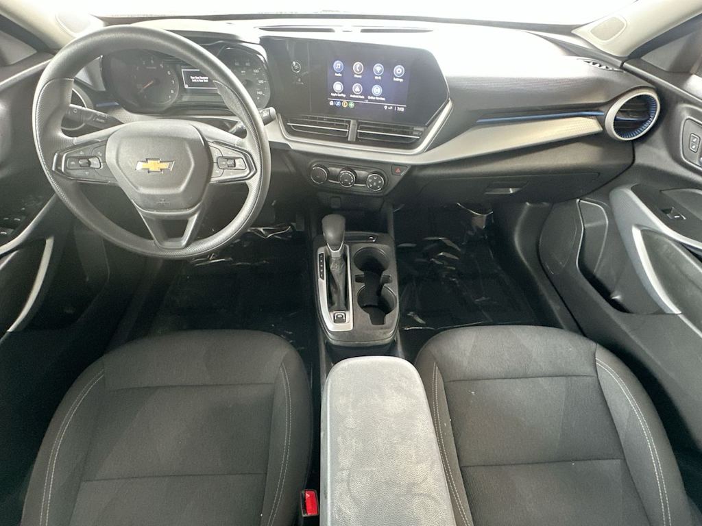 Thumbnail: 2025 Chevrolet Trax - 13